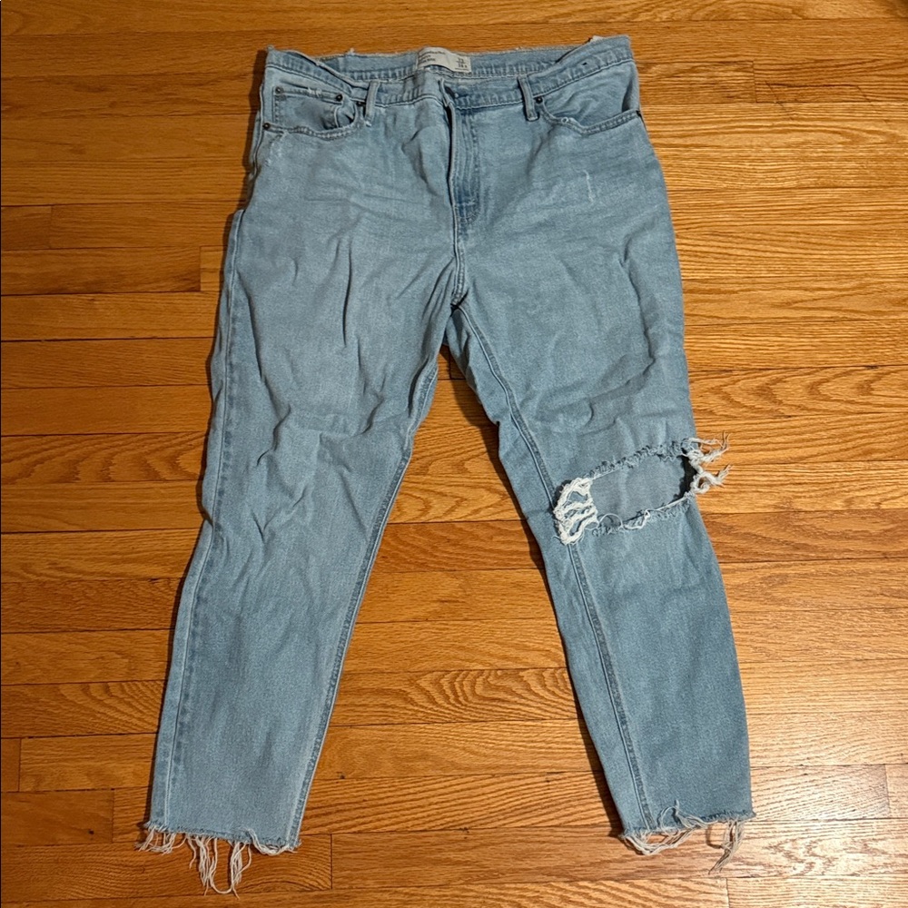 Abercrombie and fitch skinny high rise jeans sz 32 / 14 R